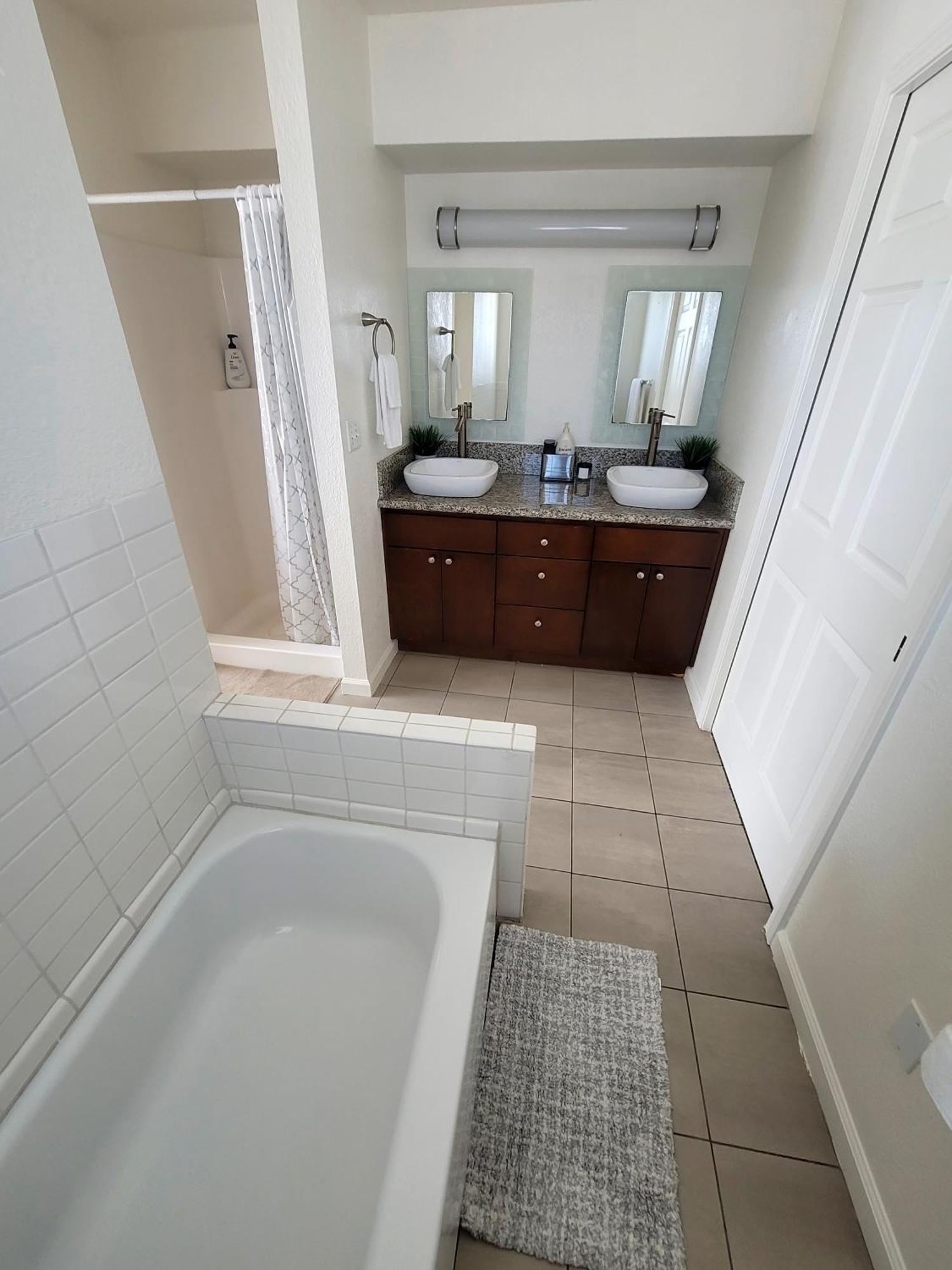 4 Bedrooms & 2.5 Bathrooms In La Los Angeles Kültér fotó